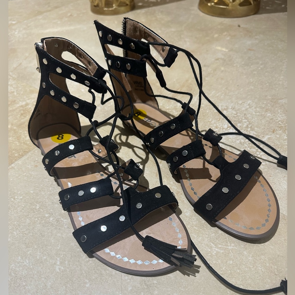 Report black and silver stud lace up faux suede sandals sz 8